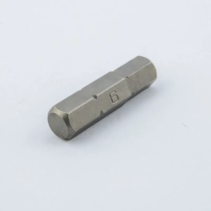 ดอกไขควง FORCE 1/4" หัวหกเหลี่ยมแบบมีรู เบอร์ 6 รุ่น 124S2506