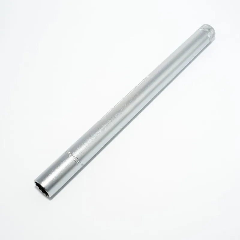 FORCE 807325014M ลูกบ๊อกซ์หัวเทียนยาว 3/8 นิ้ว 12PT