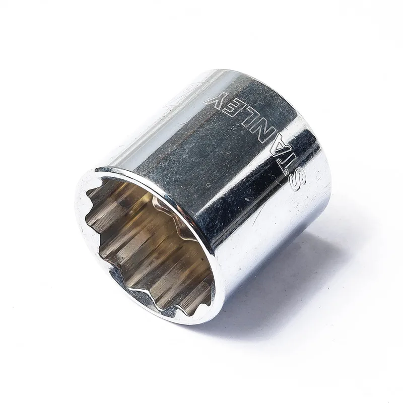 STANLEY 88-180ลูกบ็อกสั้น 12เหลี่ยม 3/8"ขนาด7/8"