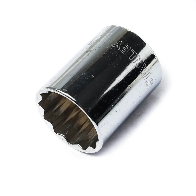 STANLEY 88-798 ลูกบ็อกสั้น 12 เหลี่ยม1/2"ขนาด26