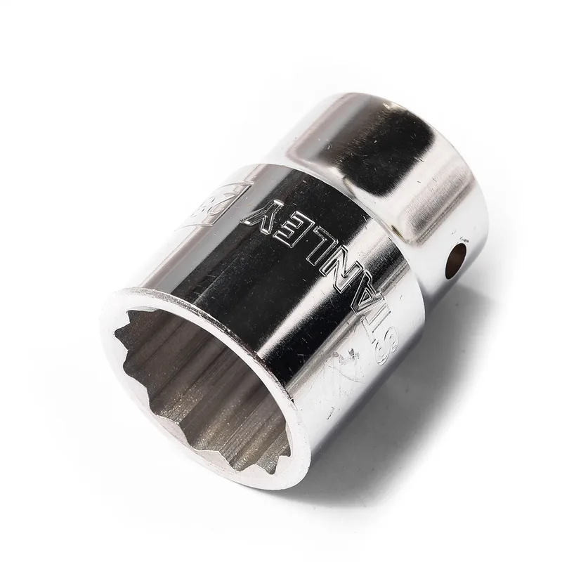 STANLEY 89-628 ลูกบ็อกสั้น 12เหลี่ยม 3/4"เบอร์28